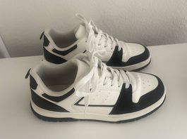Sneaker weiss/schwarz Gr. 38 Turnschuh