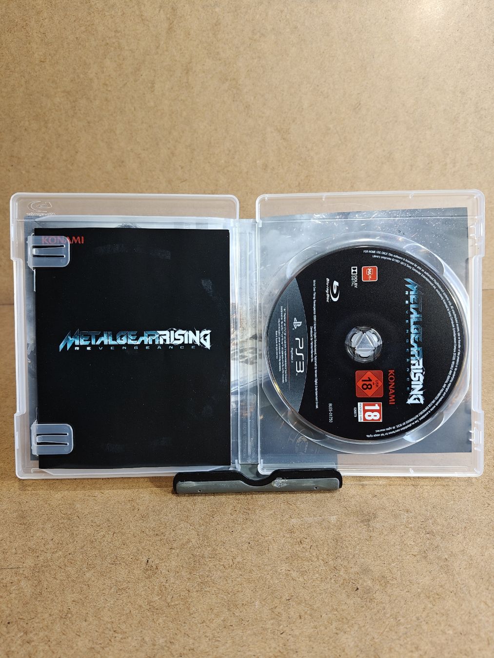 Sony Giochi: Metal Gear Rising PS3 – Usato da Luzern venduto da MWi_9xw5 2