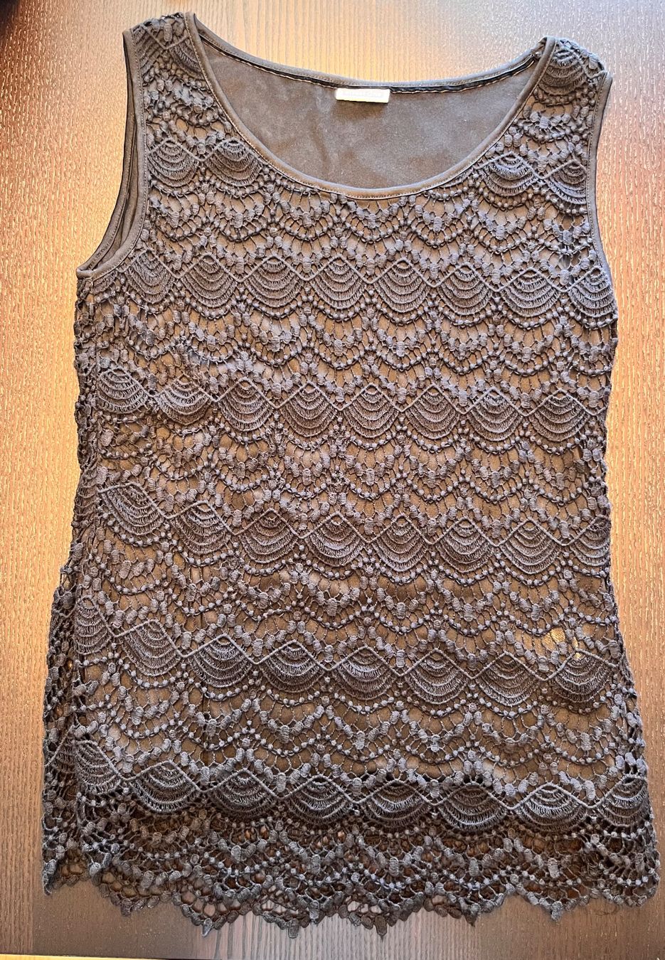 Top: Damen Top schwarz Grösse M – Usato da Bönigen venduto da mxelaniie