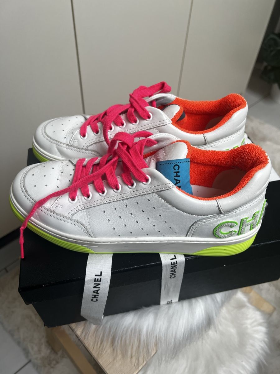 Scarpe da donna: Chanel sneaker – Usato da Unterlunkhofen venduto da bandrea_825 1