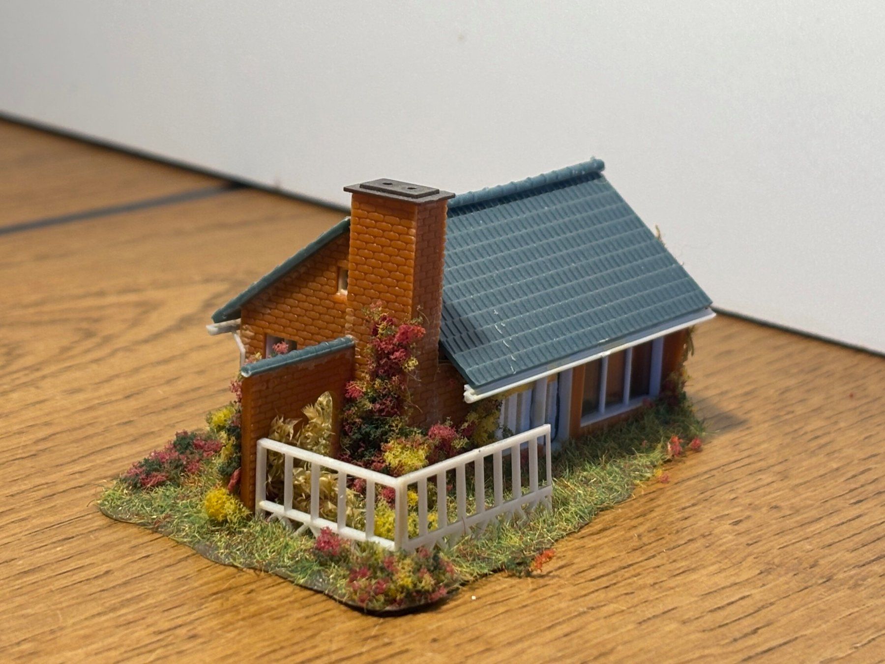 Modellini di ferrovie: L1910: Einfamilienhaus (Spur N) – Usato da Birsfelden venduto da Birs_25 1
