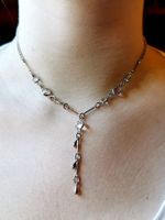 Collier argenté ras-le-cou