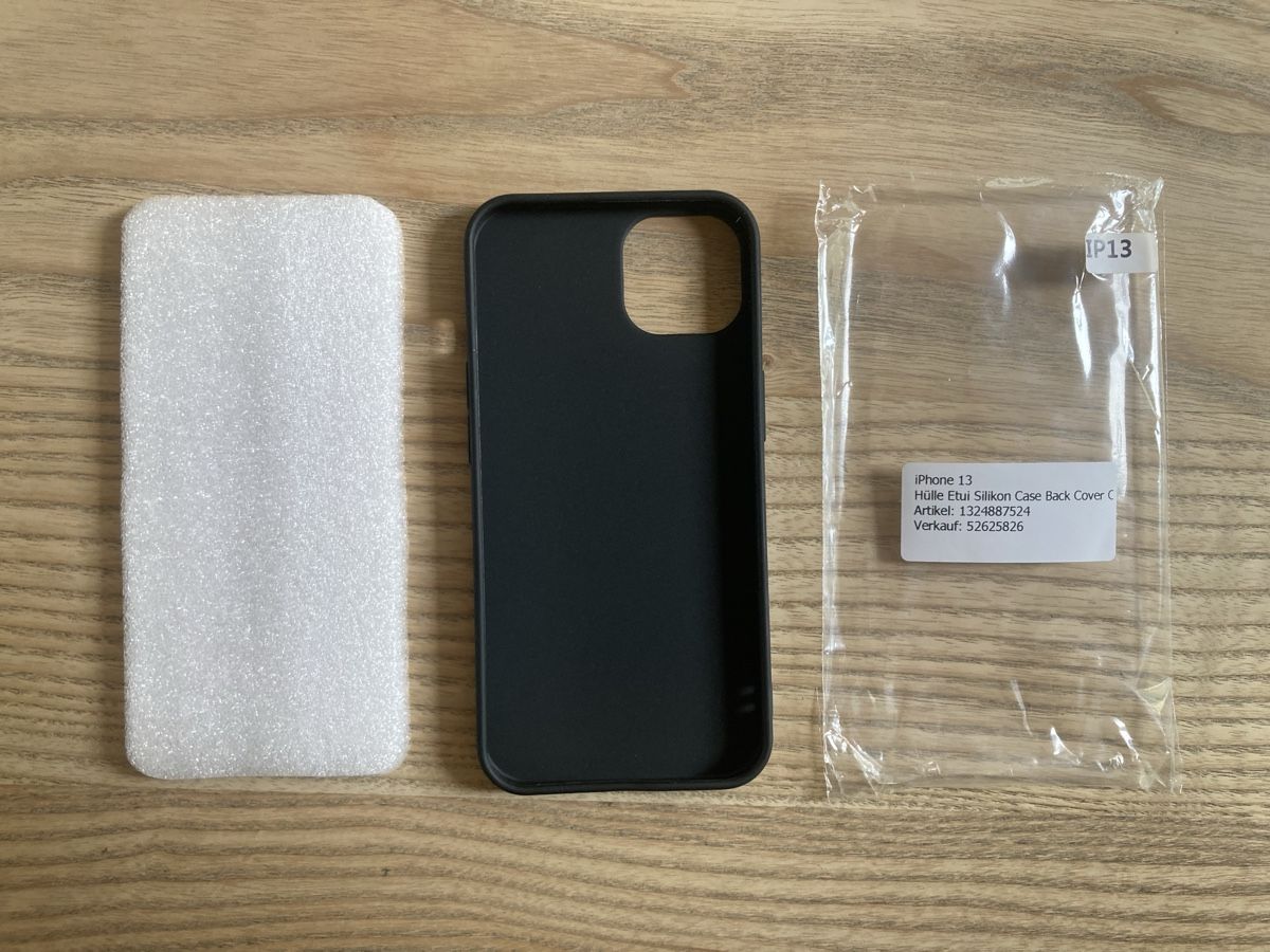 Cover & Protezioni schermo: iPhone 13 Hülle, schwarz – Nuovo (secondo la descrizione) da Bern venduto da plutomium 1