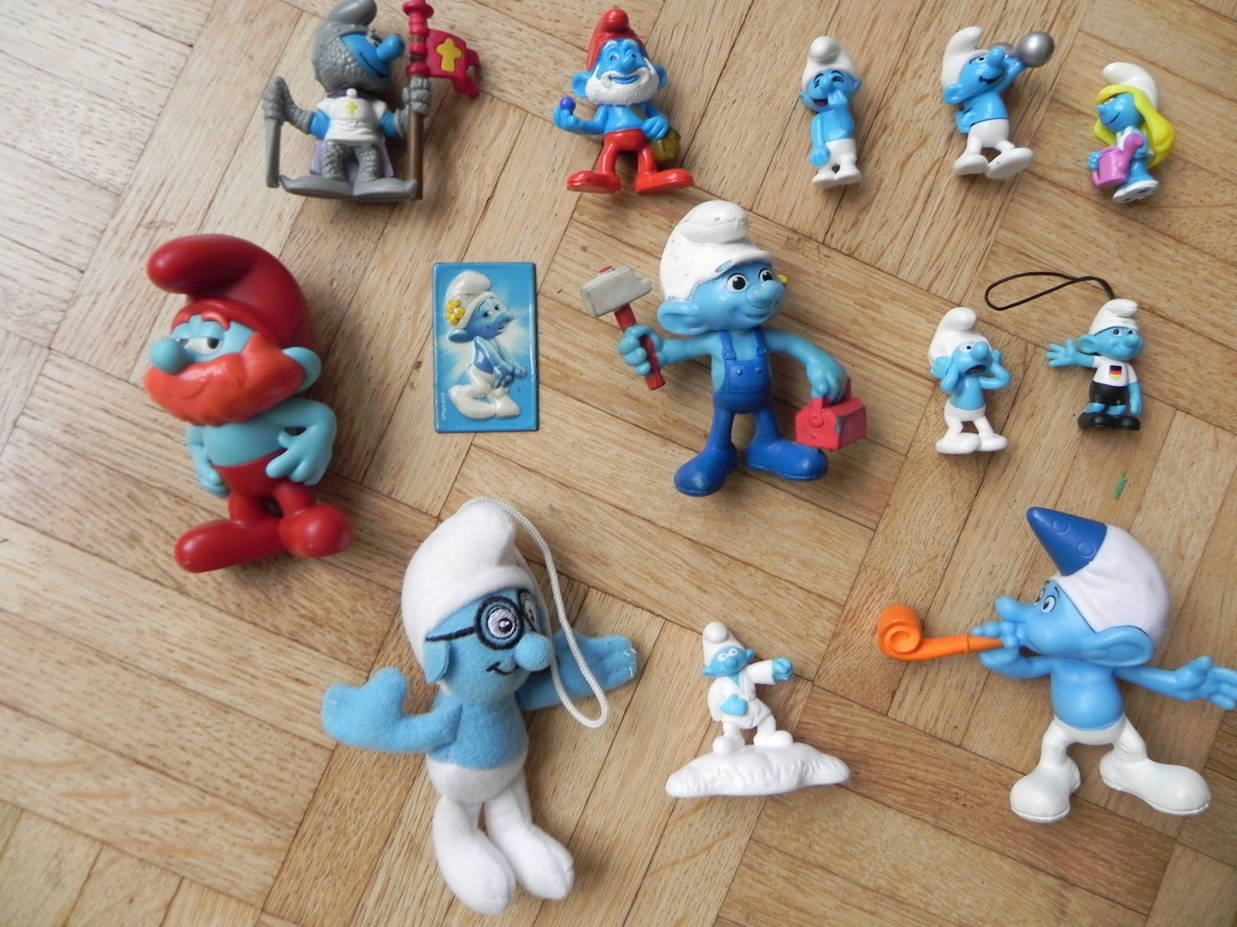 Figurines: Schlümpfe Figuren Konvolut – D'occasion à Stallikon par pcerny16