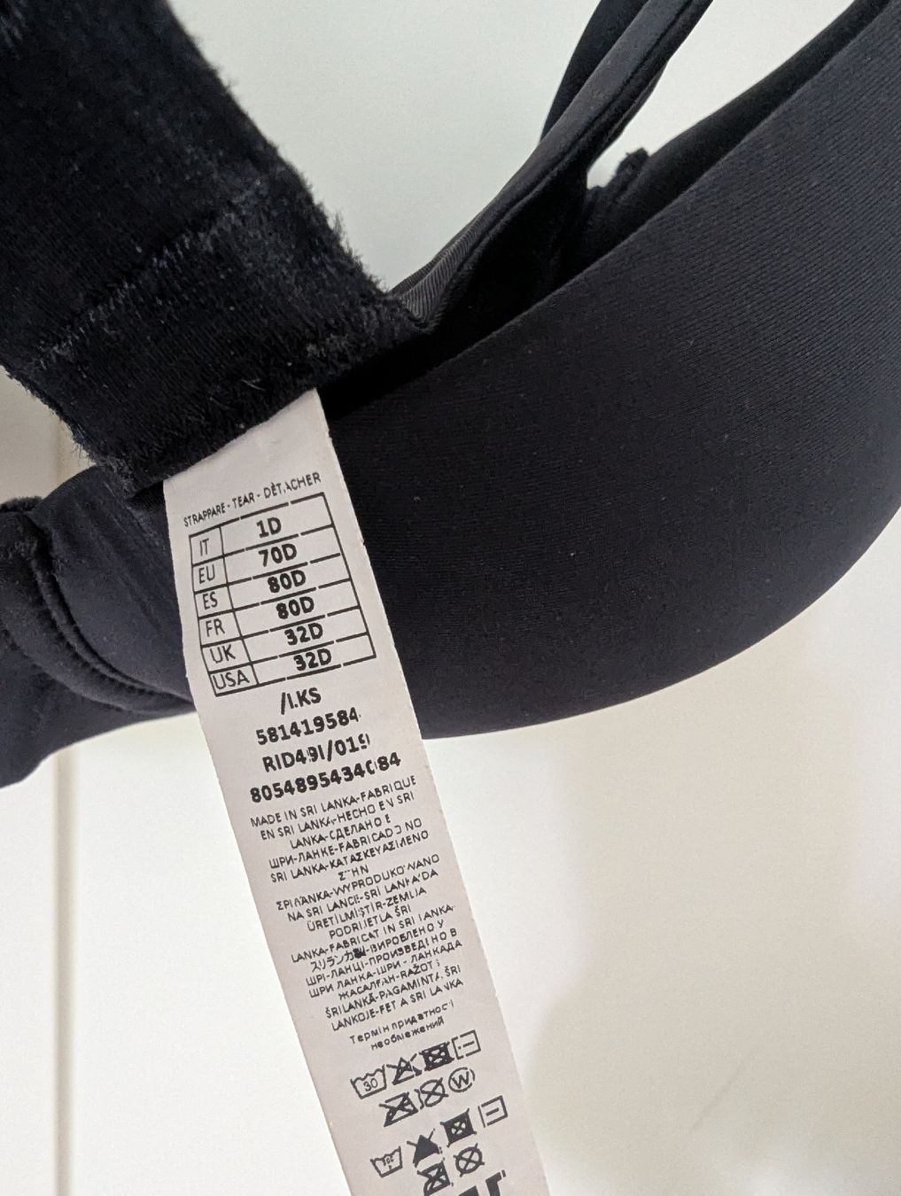 Intimissimi Altra biancheria intima: Black Underwire Bra Intimissimi - Size 70D - Microfiber – Nuovo (secondo la descrizione) da Schlieren venduto da maseam 2