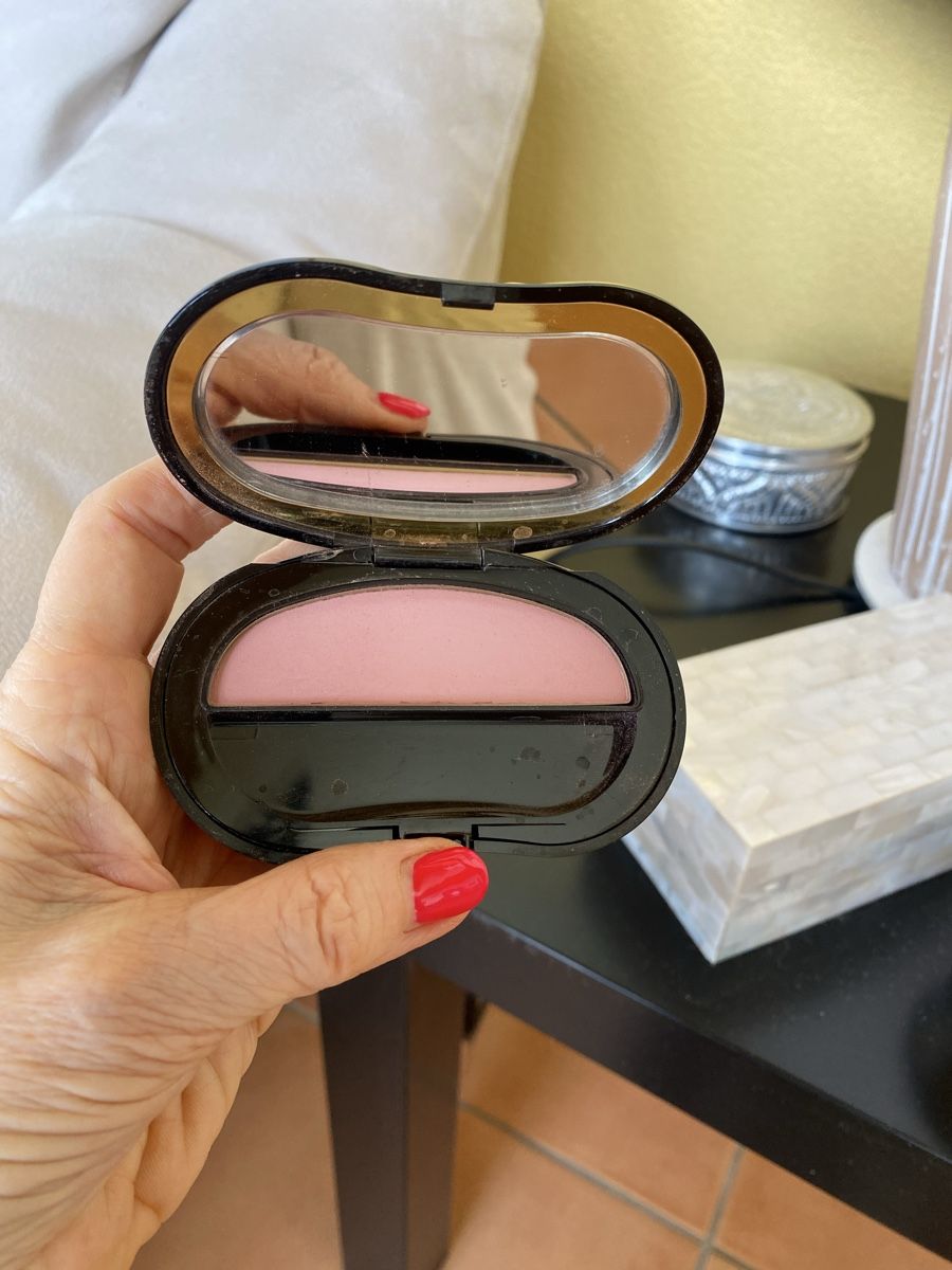 Make-up: Elisabeth Arden Blush Rosebud – Usato da Belmont-sur-Lausanne venduto da chu_vxf5 2