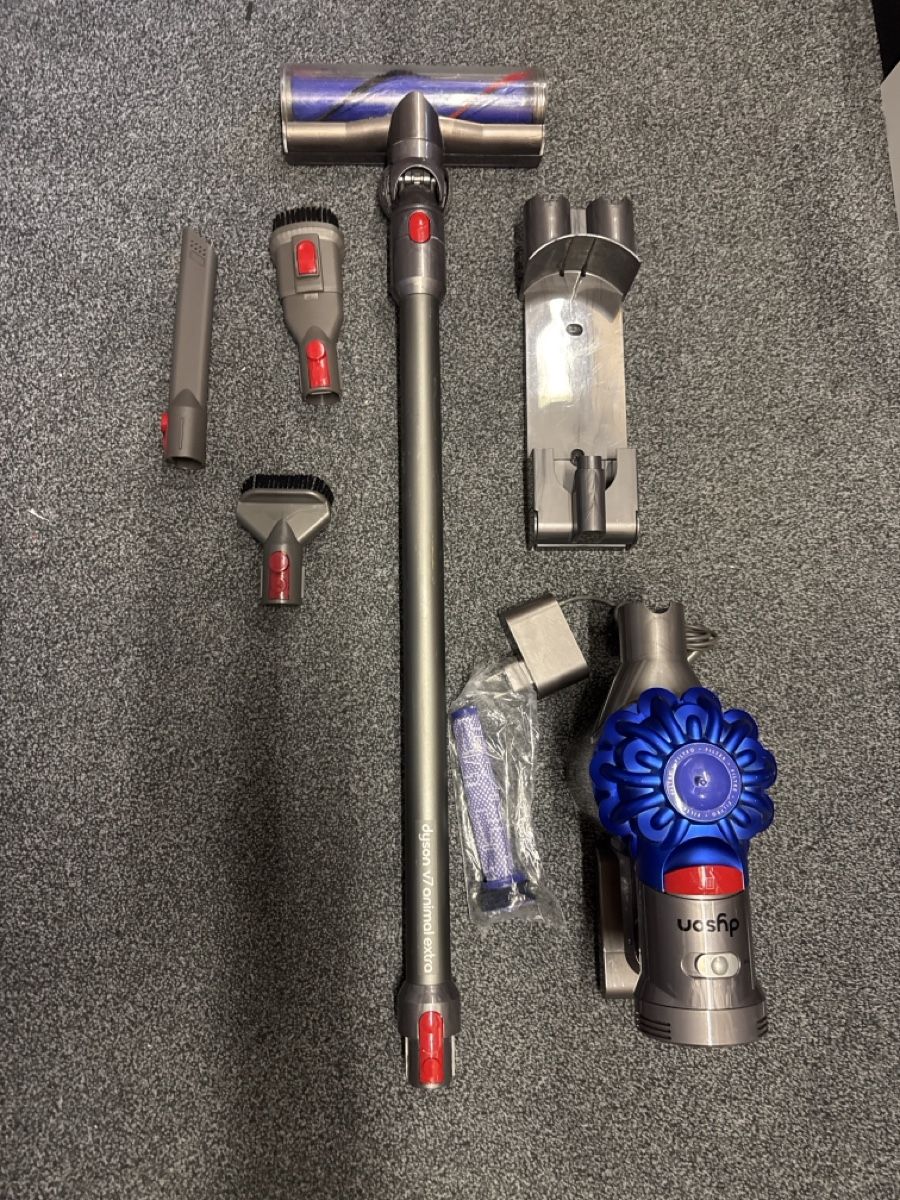 Dyson Aspirapolveri & Accessori: Dyson v7 Animal extra – Usato da Landquart venduto da Nnf007 2