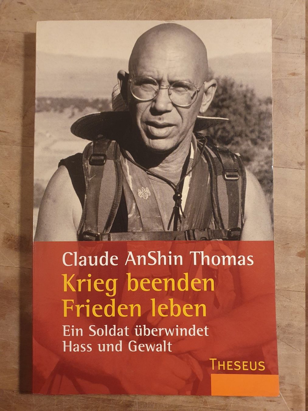 Libri: Krieg beenden - Frieden Leben Claude AnShin Thomas Theseus – Usato da Zürich venduto da loosebone