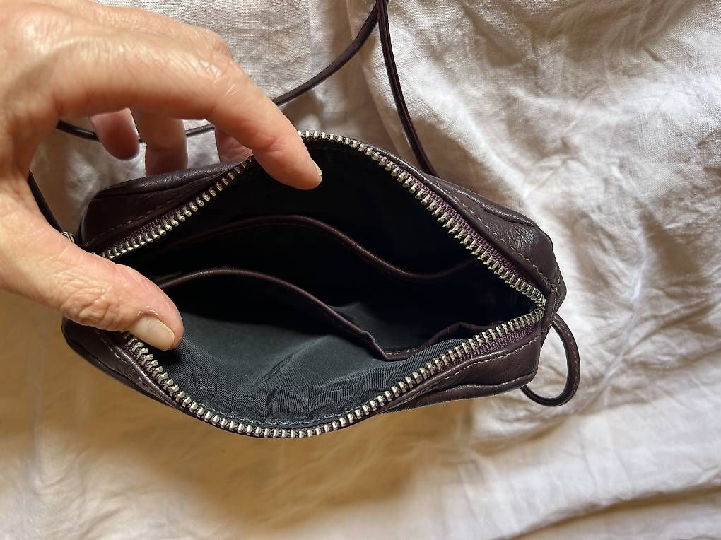 Baggu Taschen für Damen: Baggu Umhängetäschli – Gebraucht aus Zürich von Birkenbaum73 3