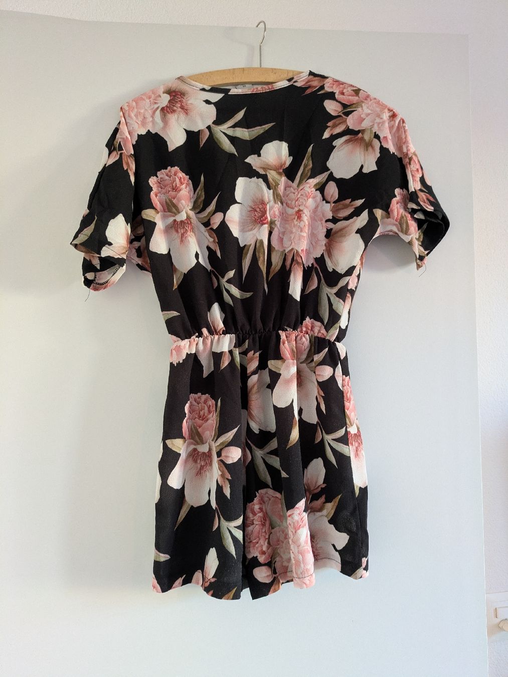 Jumpsuits: Sommerkleid, Gr. xs – Neuf (Voir description) à Bern par Patricia.Z. 1