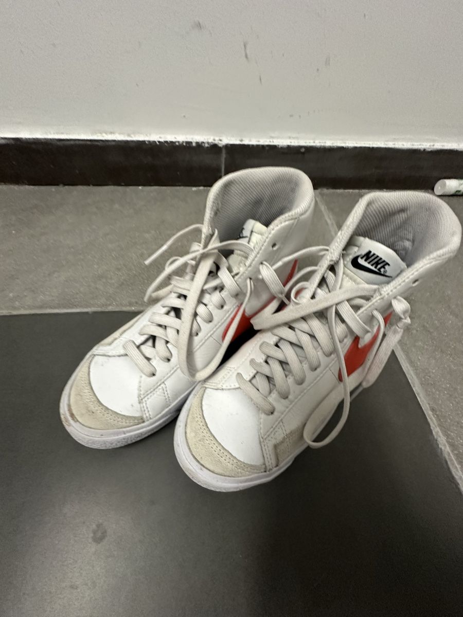 Nike Scarpe da uomo: Nike , Grösse 36.5 Top Zustand! – Usato da Bolligen venduto da rub_g2gv 1