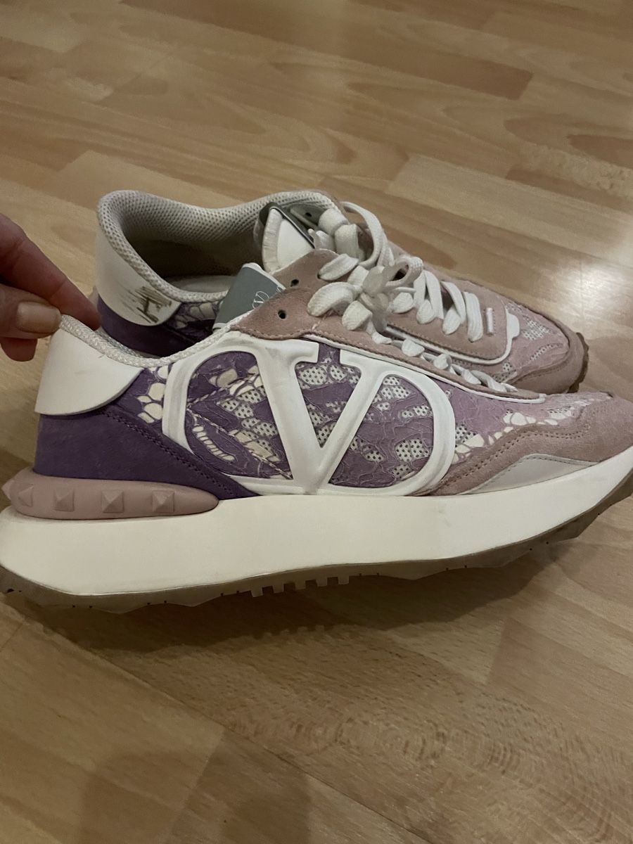 Valentino Scarpe da donna: Valentino Sneakers – Usato da Zunzgen venduto da mel_y6w2 4