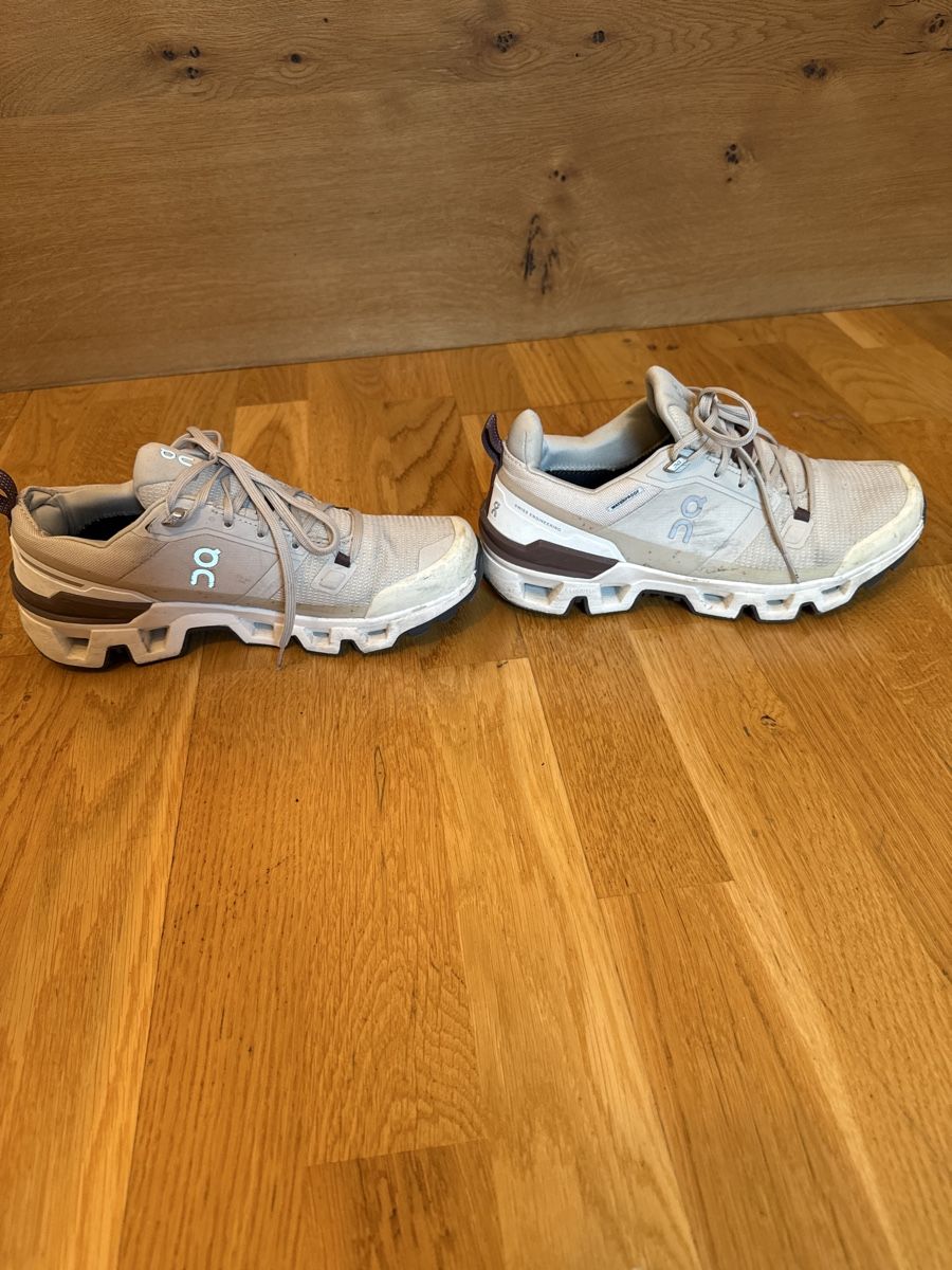 On Scarpe da donna: On Schuhe Grösse 40 – Usato da Ottikon venduto da Domito 2