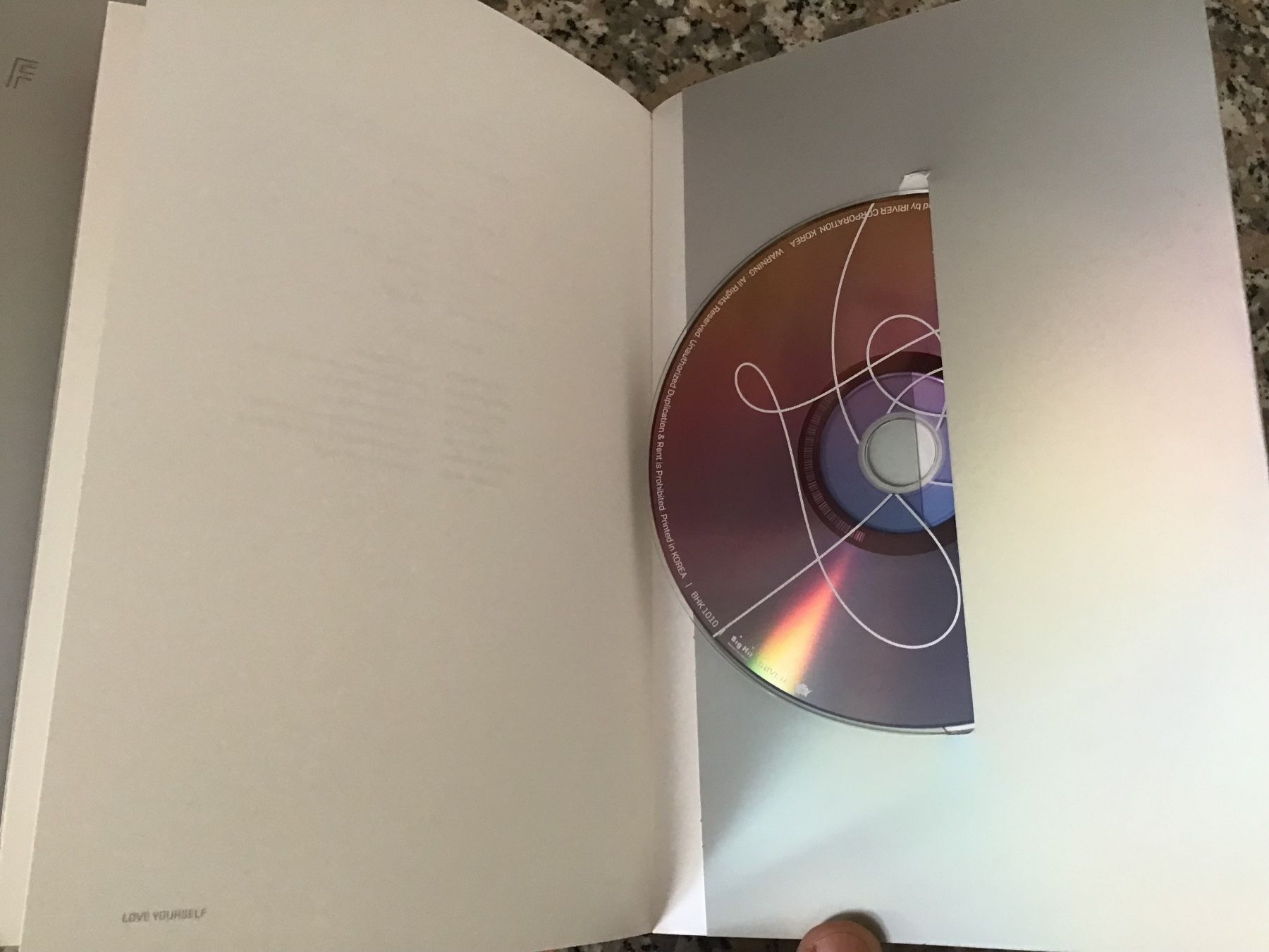 CD: Coffret livret 2 CD Love Yourself – Usato da Fully venduto da Ruby97 8
