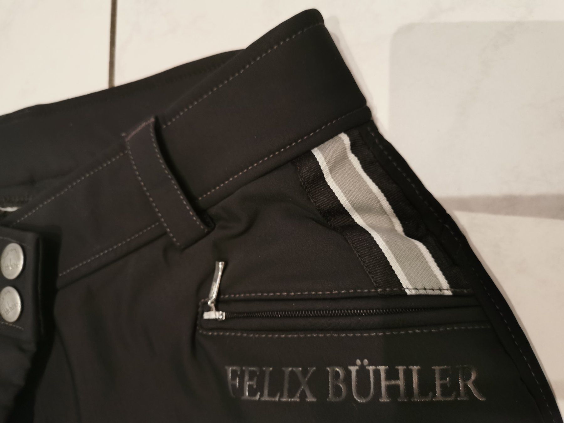 Felix Bühler Pantaloni: Jodpurreithose Softshell Gr84 – Usato da Immensee venduto da Meiersi 2