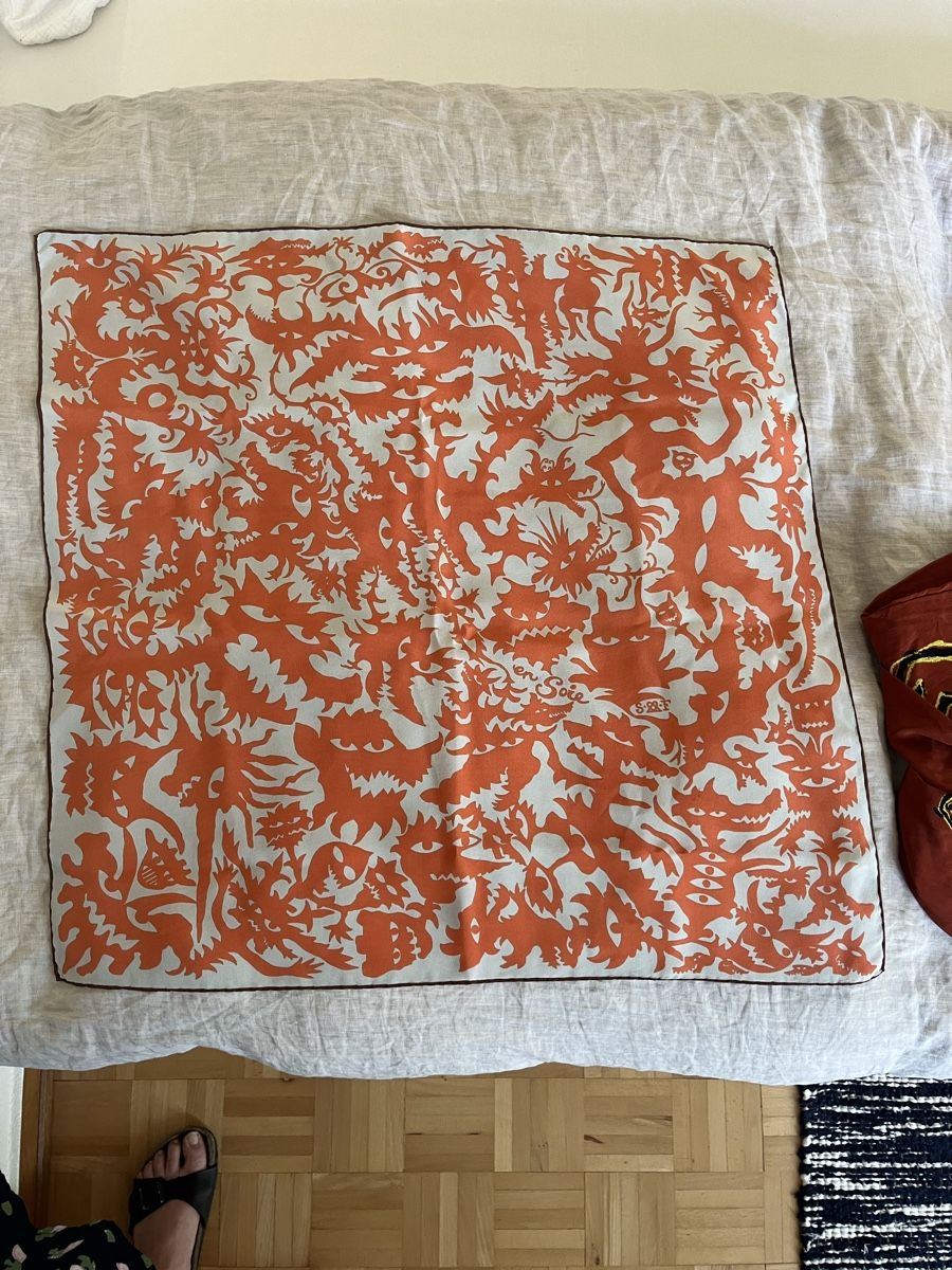 Ensoie Foulard & Sciarpe: Ensoie Foulard – Nuovo (secondo la descrizione) da Zürich venduto da Liilu