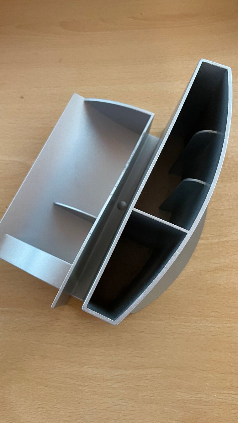 Contenitori & Simili: Schreibtisch Organizer silber mit Fächern – Usato da Glattfelden venduto da cybermaxx 3