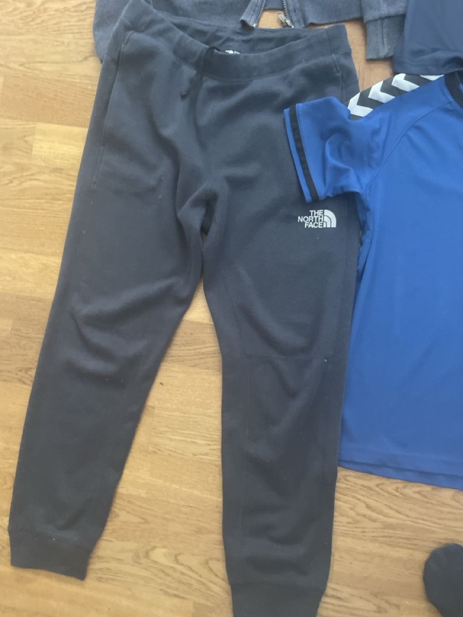 Ensembles coordonnés: Trainer Set Junge Gr.152 blau – D'occasion à Baar par Vili7 4