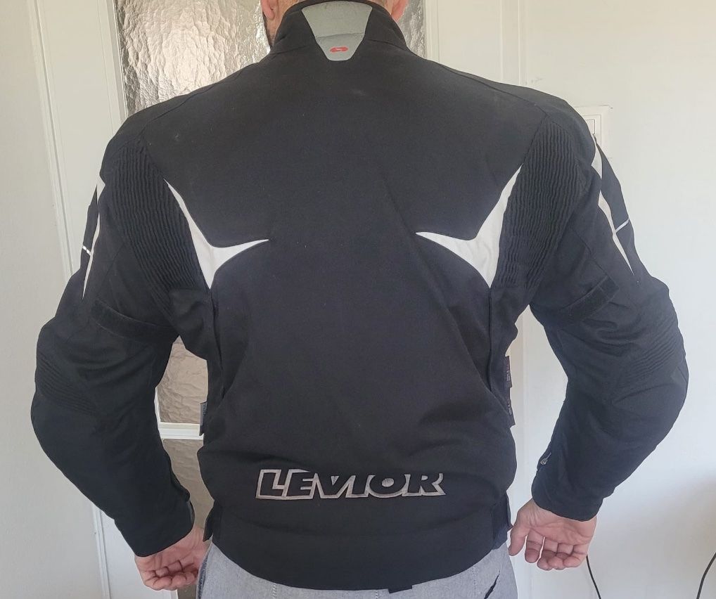 Giacche: Veste moto Levior taille M – Usato da La Chaux-de-Fonds venduto da mar_ts5d 4
