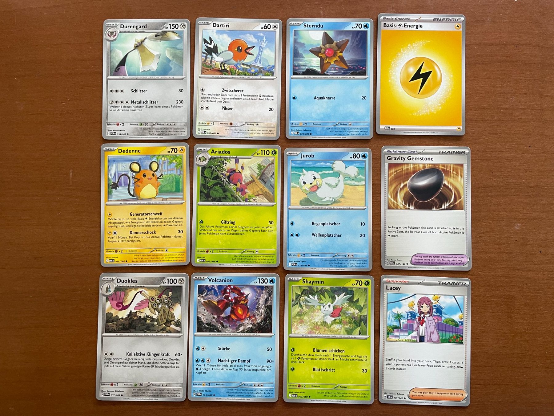 Pokémon Carte collezionabili: Pokemon 12er Karten Set (Versand gratis) – Nuovo (secondo la descrizione) da Chur venduto da Angerson