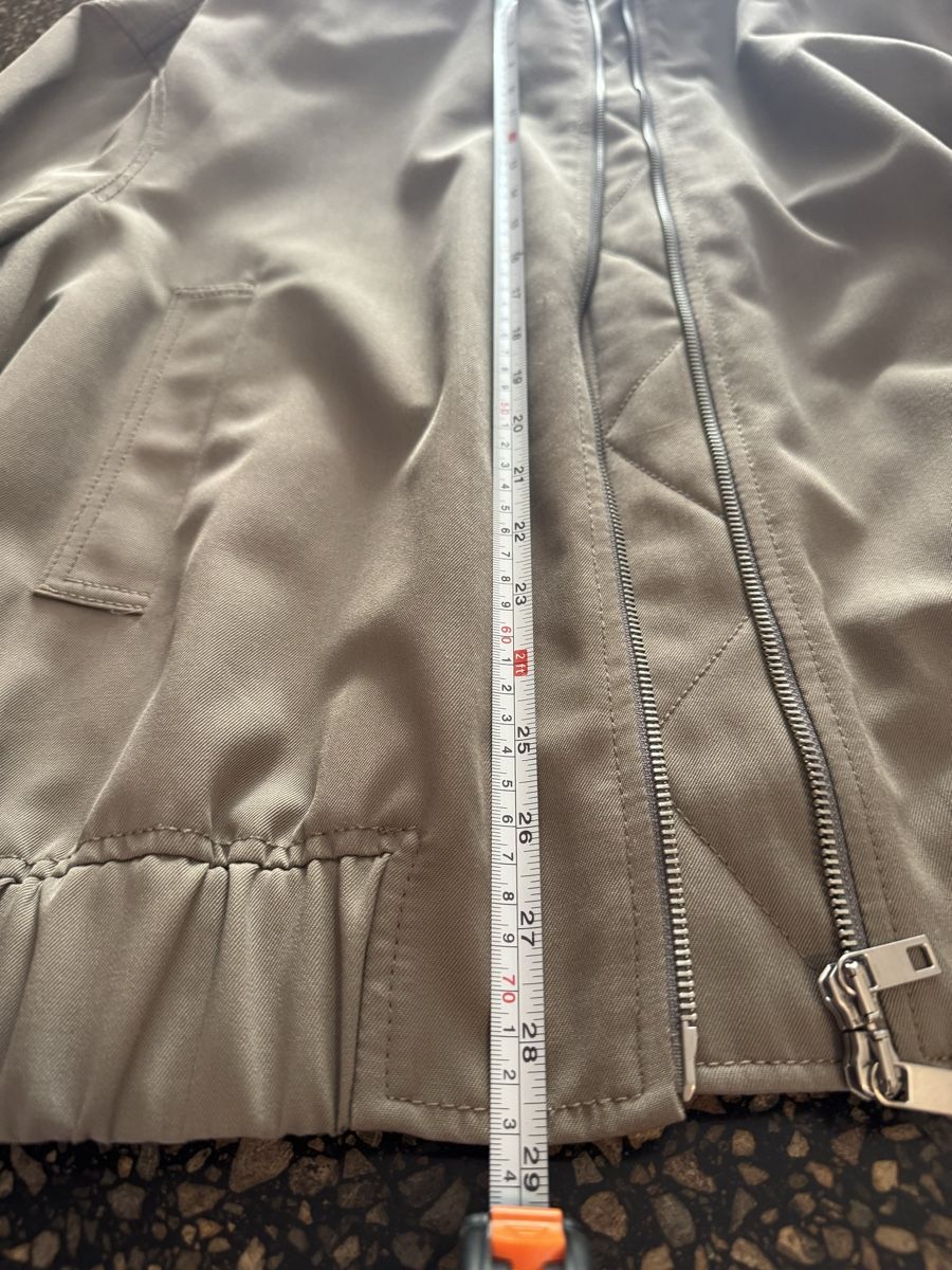 Zara Giacche: Zara bomber jacket oversized small to medium – Usato da Zürich venduto da gva_r9gs 4