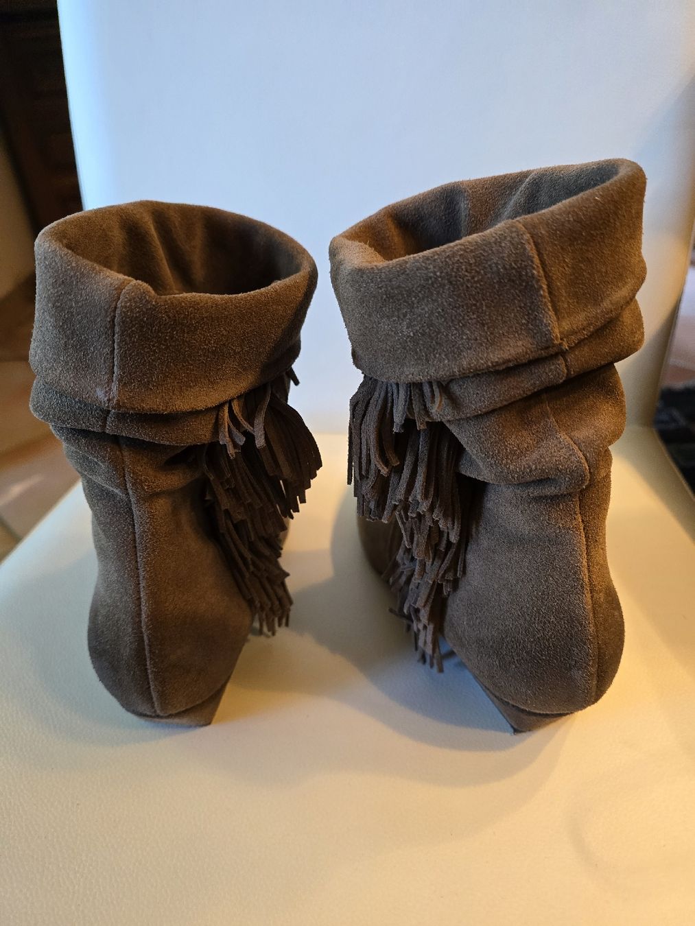 Chaussures femmes: Superbes bottines en daim – Neuf (Voir description) à Crassier par Mimikaki 4