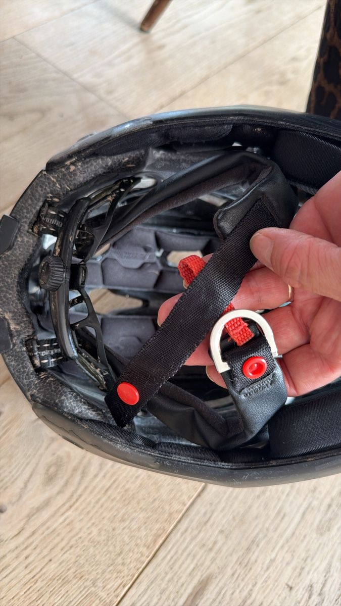 Helme: Downhill Helm Kinder – Gebraucht aus Goldiwil (Thun) von Chicita_fank 1