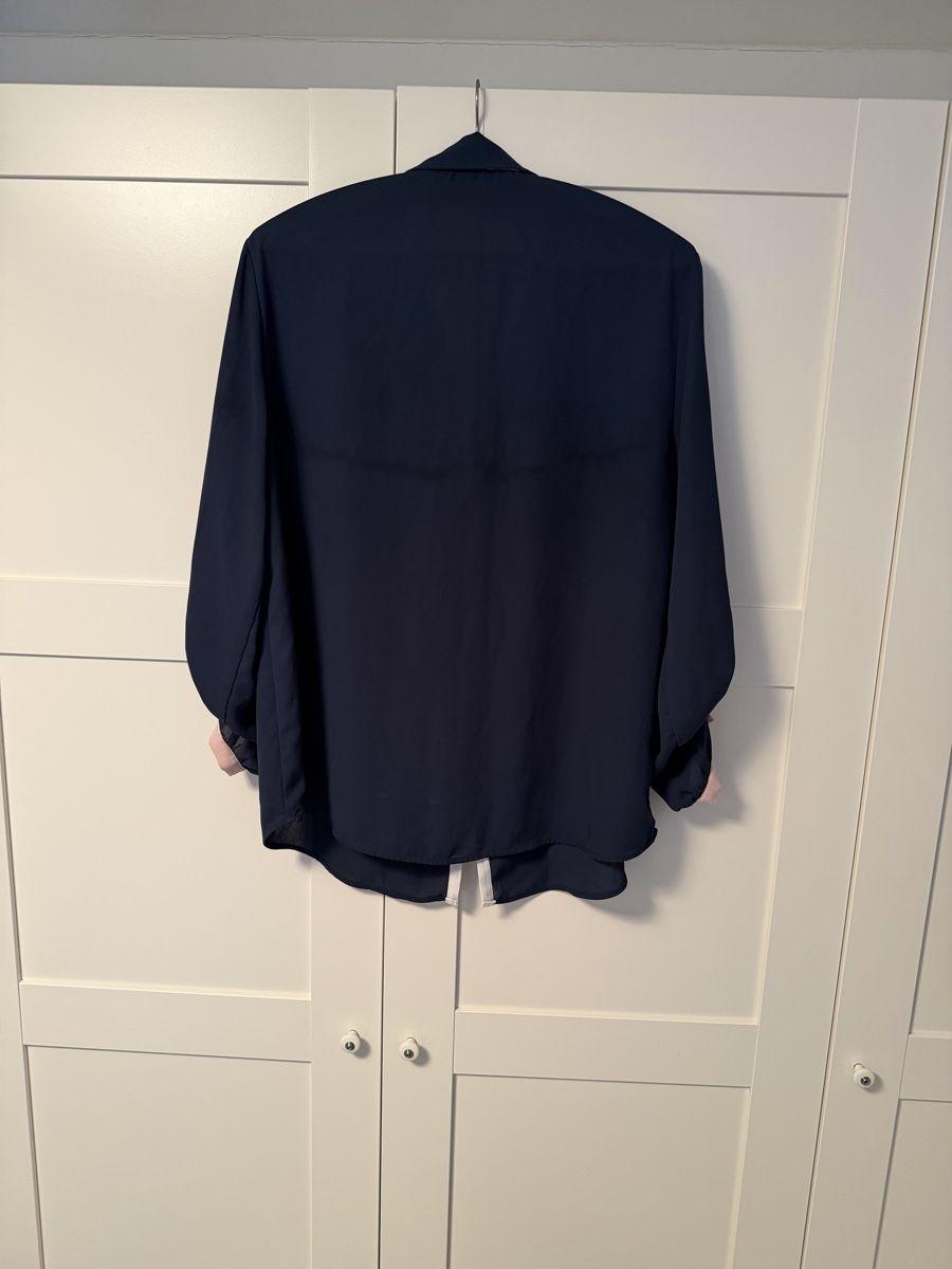 Chemisiers: Bluse  – D'occasion à Muttenz par Zara-Camp 2