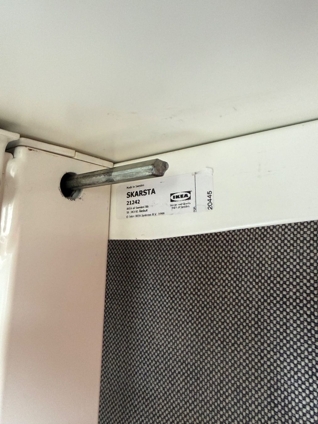 Ikea Schreibtische: Standing desk SKARSTA IKEA (Manual) – Defekt aus Glattbrugg von TLourenzo 1