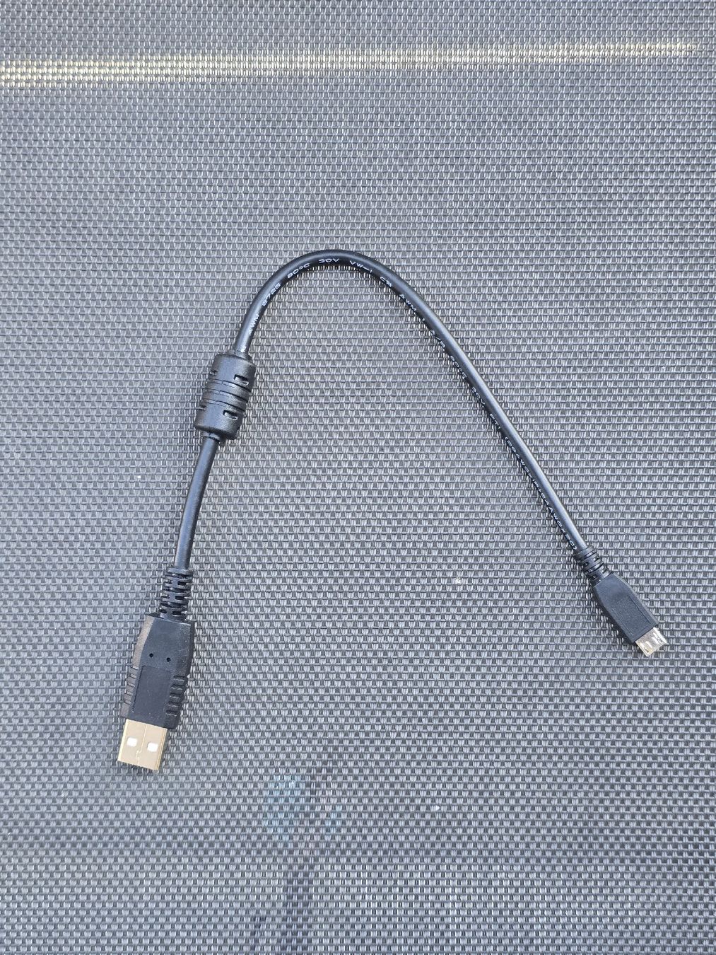 Kabel: Micro-USB - USB-A  |  30cm – Gebraucht aus Grandval von Golumbus