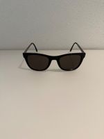 Schwarze Sonnenbrille Marke „Carrera“