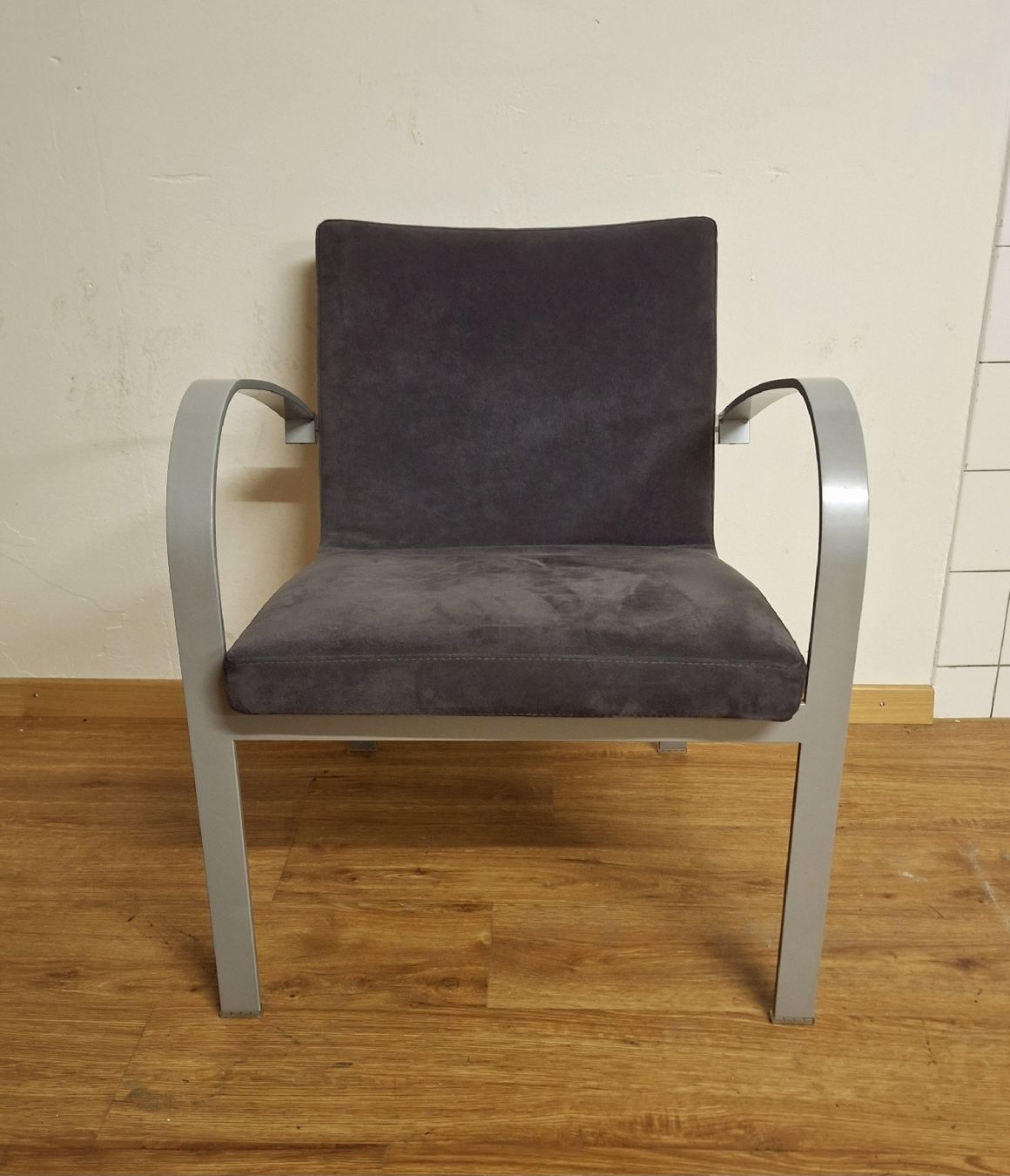 Leolux Poltrone: Postmoderne Leolux Sessel  1990er – Usato da Fahrweid venduto da SMILE.5 3