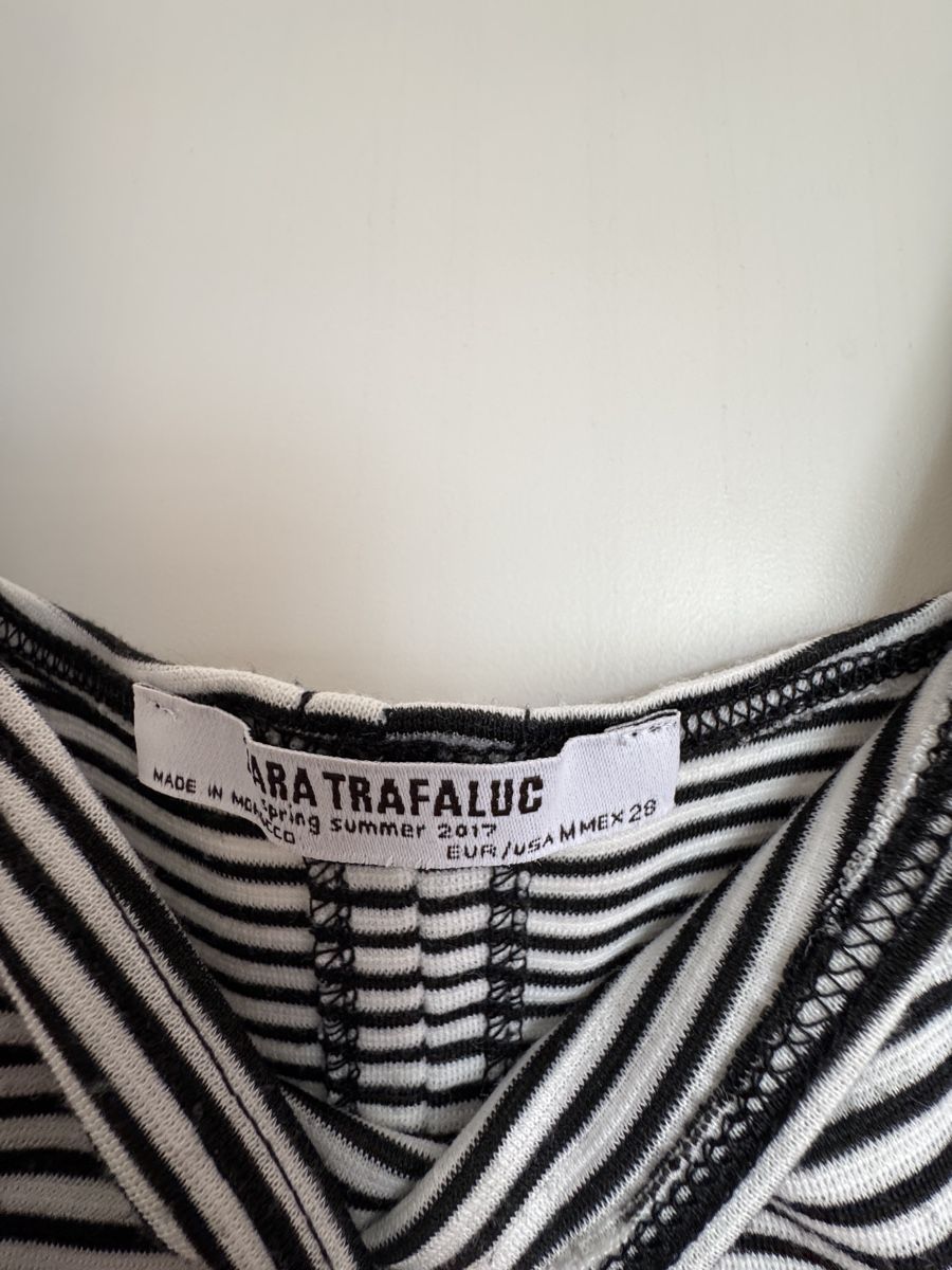 Zara Vestiti: Zara Streifen Kleid Lang – Usato da Aesch BL venduto da comven 1