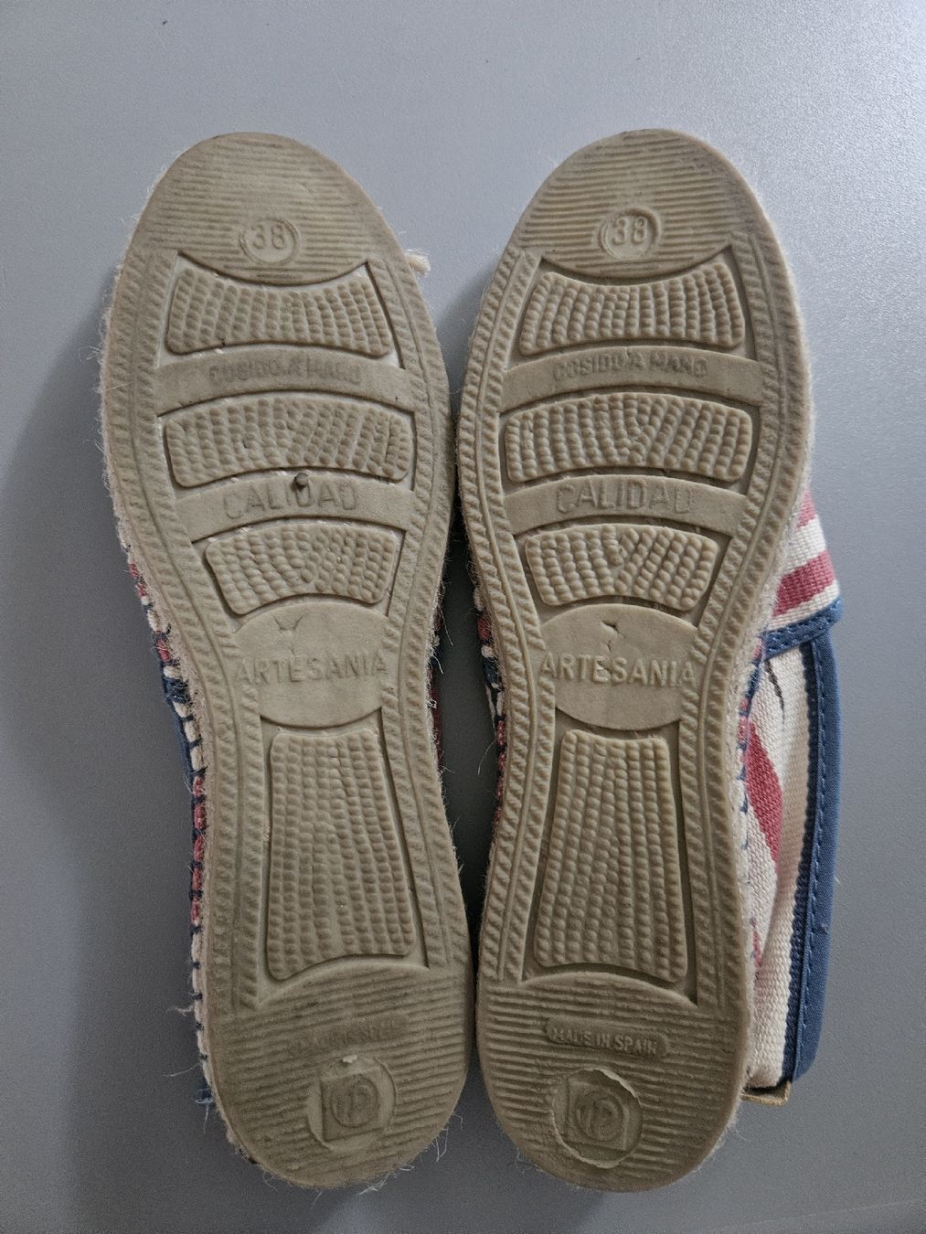 Scarpe da donna: Striped espadrilles shoes, size 38 – Usato da Sisikon venduto da MyNewEra 1