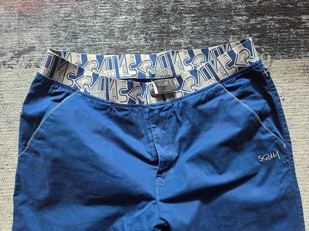 Pantalons montagne/loisirs