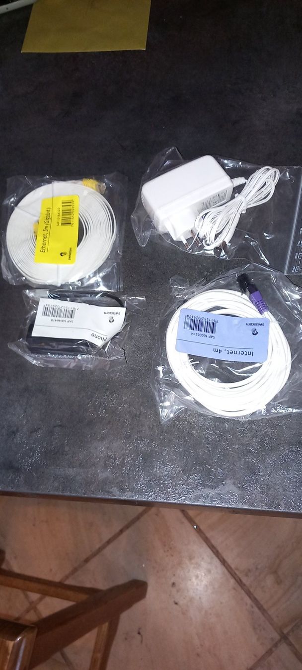 Swisscom Modem & Router: Lot d'appareils swisscom – Nuovo (secondo la descrizione) da Le locle venduto da juliensaran 3
