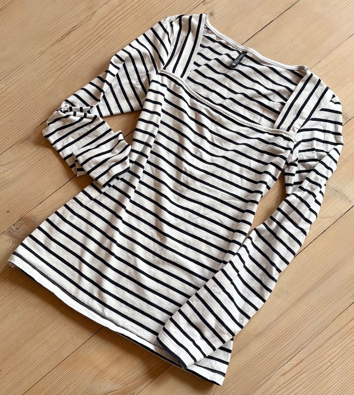 Tops: Top /Pullover dünn gestreift/speziell,Chicorée,Gr.S, – Gebraucht aus Siblingen von Vany_McDougall