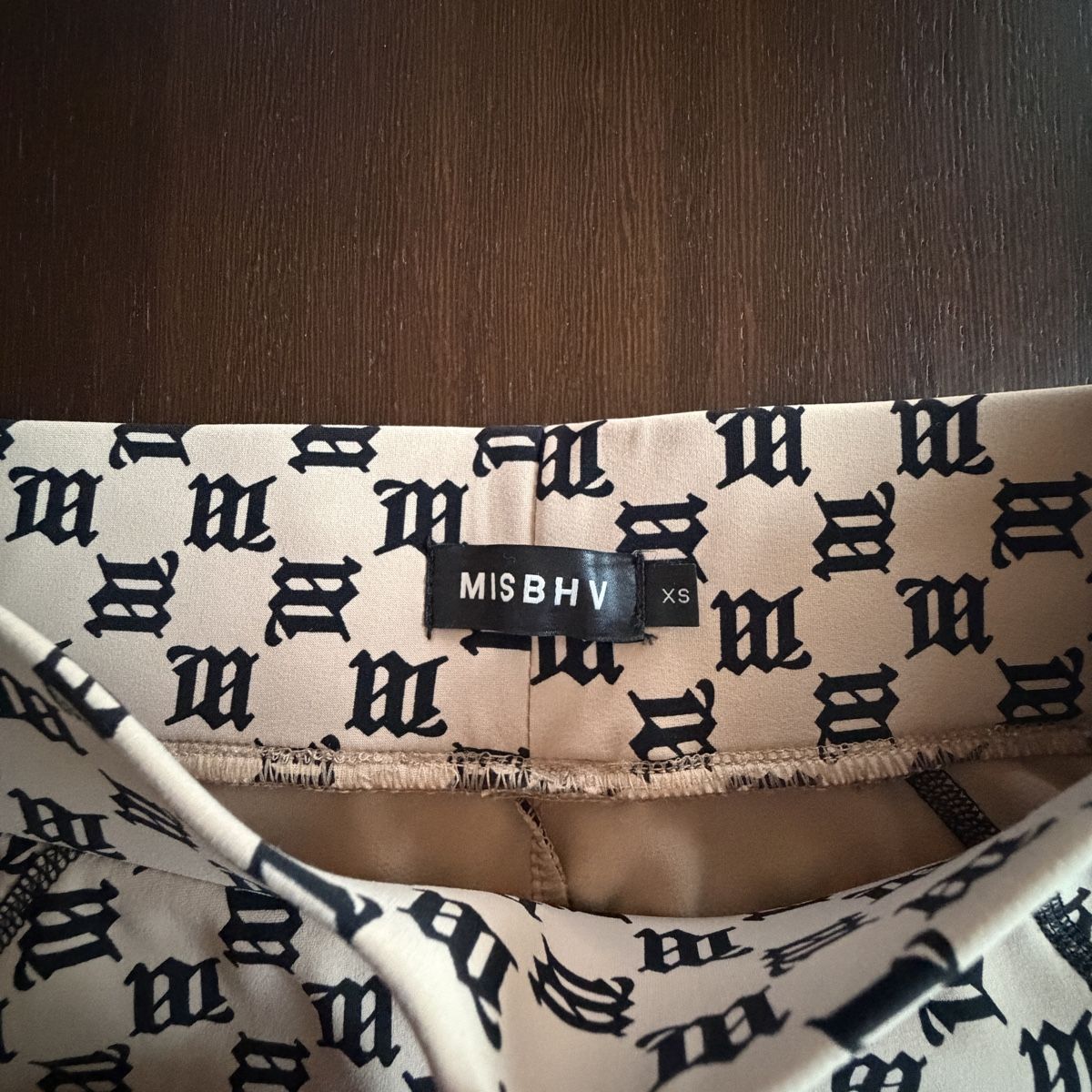Leggings: MISBHV Leggins XS – Nuovo (secondo la descrizione) da Uetikon am see venduto da seller.2020 1