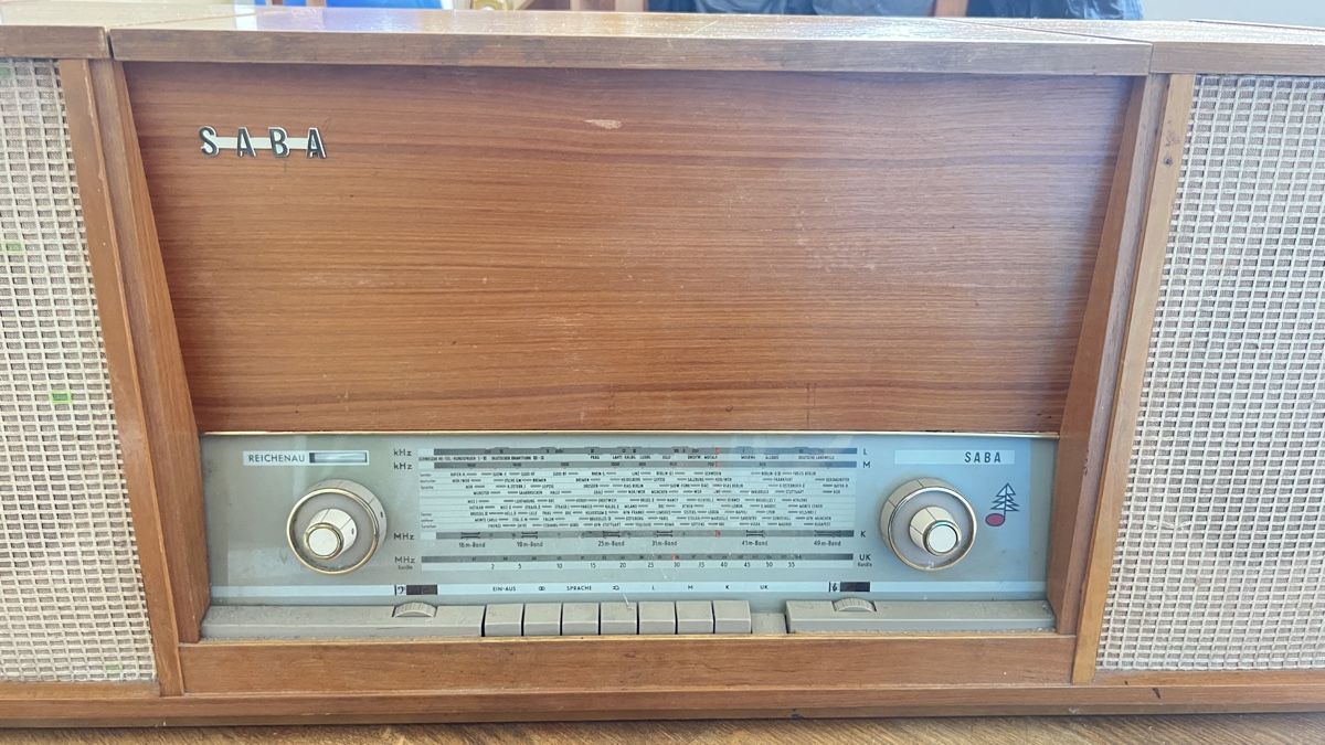 SCHÖNES VINTAGE SABA RADIO (Gebraucht) in Basel für CHF 30 – nur ...