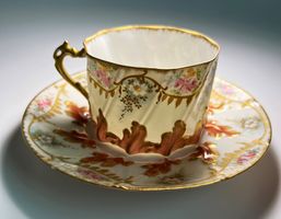 LIMOGES FRANCE*19.JAHRHUNDERT*TEE / KAFFEETASSE & UNTERTASSE