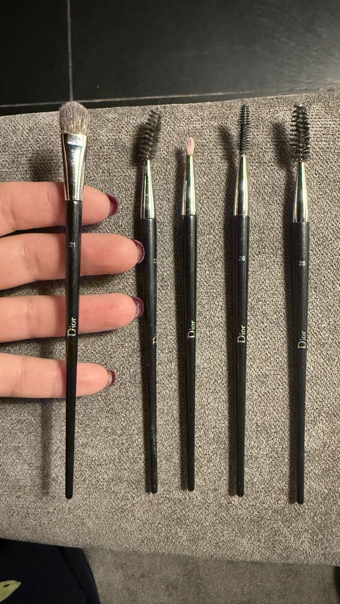 Dior Make-up: 5 Dior Make-up Pinsel Set – Usato da Niederglatt ZH venduto da neunzehn82 1