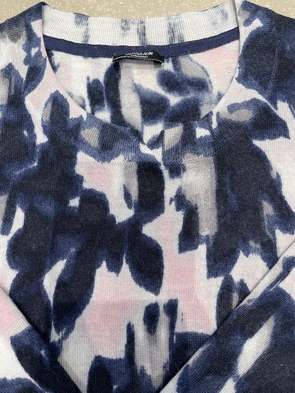 Maglioni & Felpe: Pullover/Sweater – Usato da Rickenbach b. Wil venduto da iah_pg6d 1