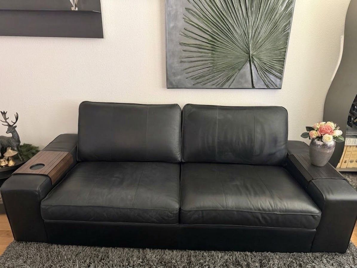 Sofas: LEDER SOFA – Neuf (Voir description) à Emmen par viv_6xyv
