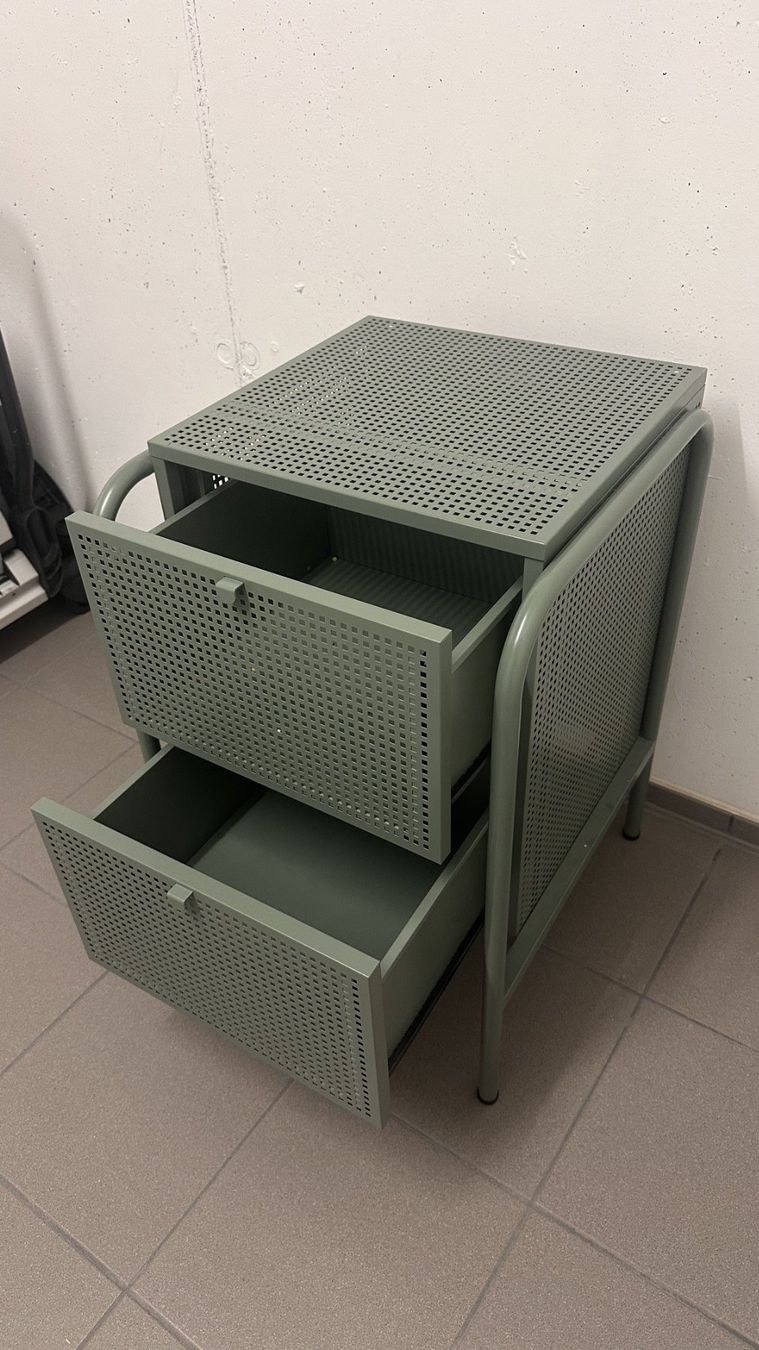 Comodini: Nachttisch / Korpus – Usato da Frauenfeld venduto da Nowaychris 2