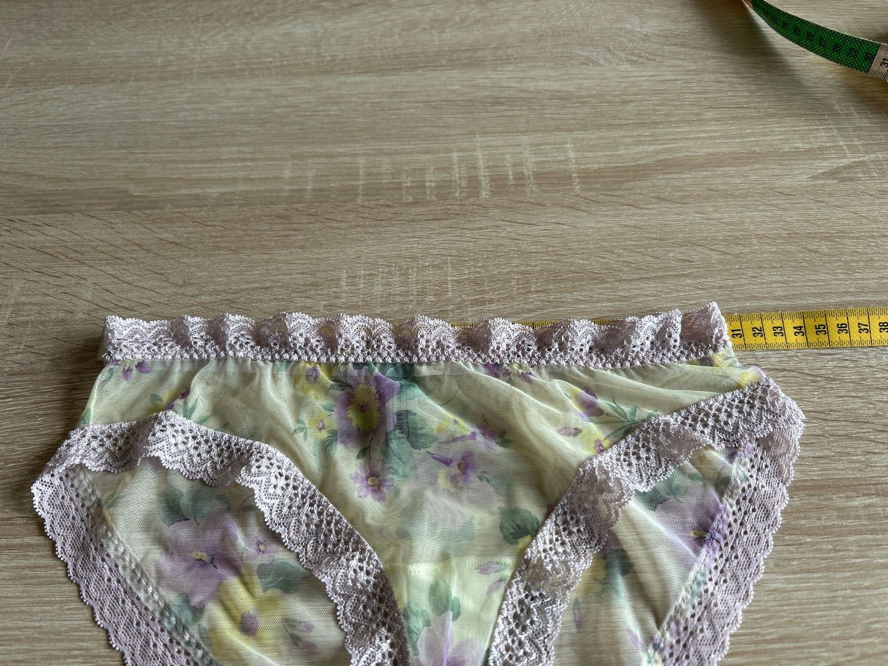 Intimissimi Altra biancheria intima: Damenslip hellgelb mit flora Muster von Intimissimi – Usato da Brunnen venduto da Nala2929 5