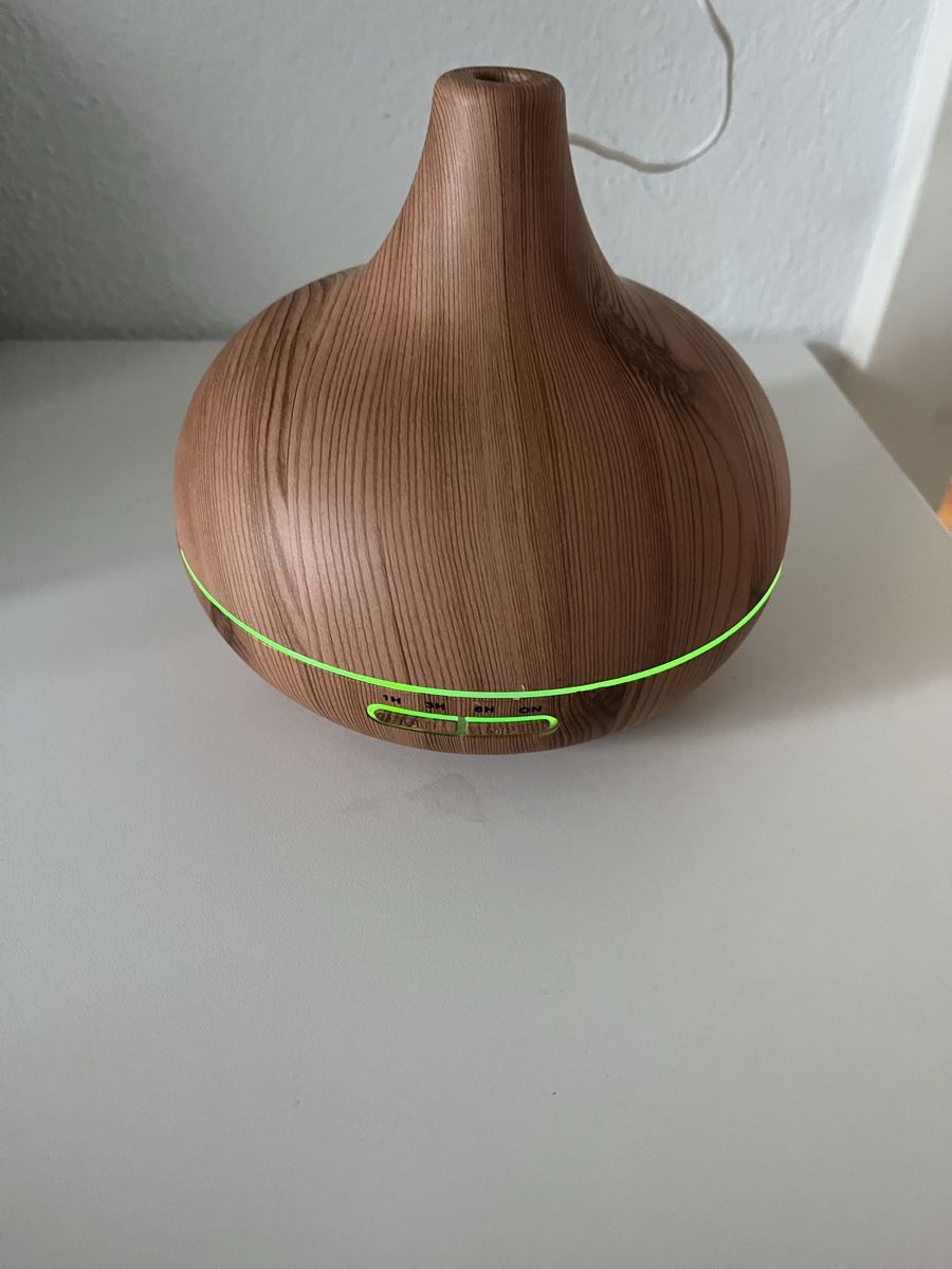 Diffusori di oli essenziali: Aroma Diffuser CHI hellbraun mit Ölen – Nuovo (secondo la descrizione) da Schüpfen venduto da Bella1. 5