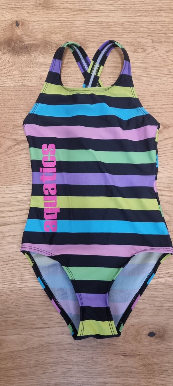 Lotti & Set di vestiti: 11er-Set: Mädchenkleider Grösse 116/122 – Usato da Lachen SZ venduto da allesweg78