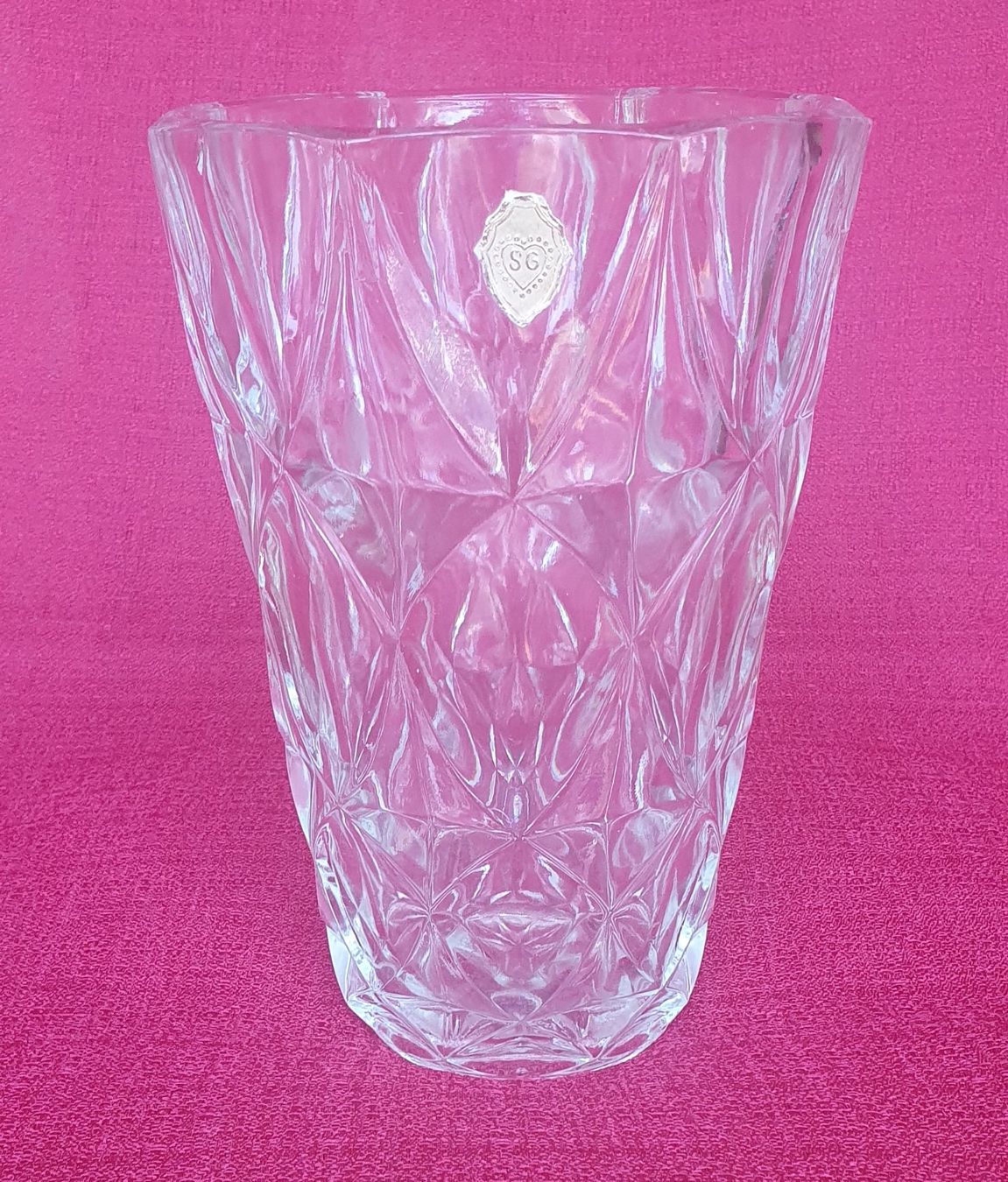 Vasi & Recipienti: Kristall Glas Vase - 8-eckig - 14 x 20 cm – Usato da Auw venduto da beretta1966