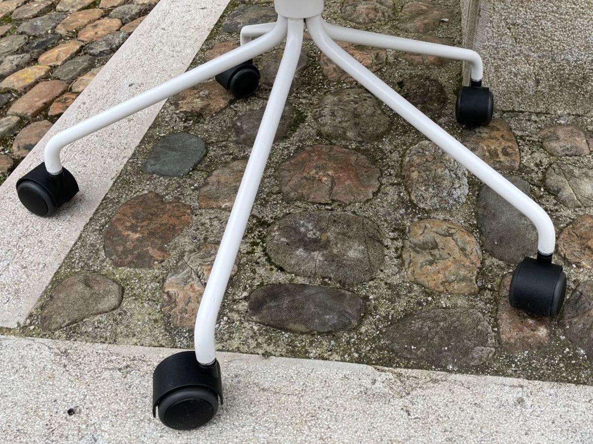 Poltrone: Offecct Palma Meeting chair – Usato da Brugg AG venduto da lenya1 7