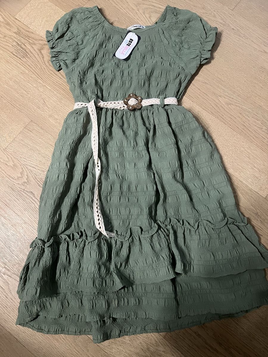 Vestiti & Gonne: Kleid neu 140/146 – Nuovo e nell'imballaggio originale da Triesen venduto da Yellow1818